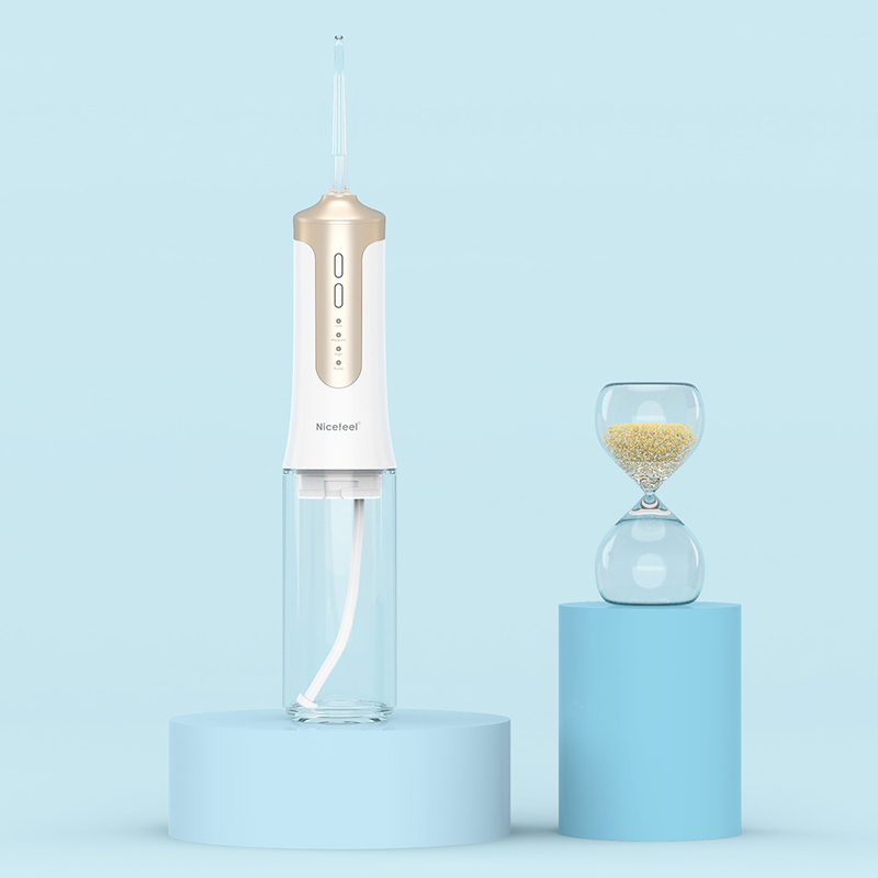 Água elétrica Jet Cordless Portable Water Flosser IPX7 300ml do líquido de limpeza dos dentes