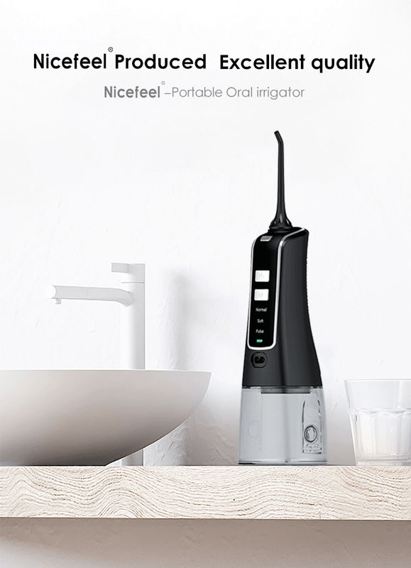 líquido de limpeza sem corda oral portátil dos dentes de Flosser da água de 1400mAh IPX7 Irrigator